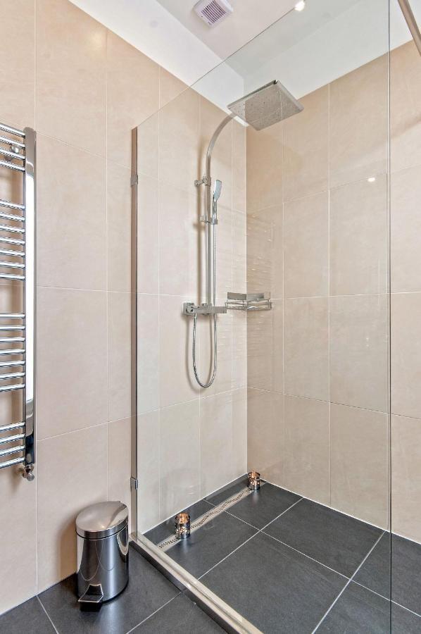 Luxury Paulay Street Apartment Budapest Exterior foto