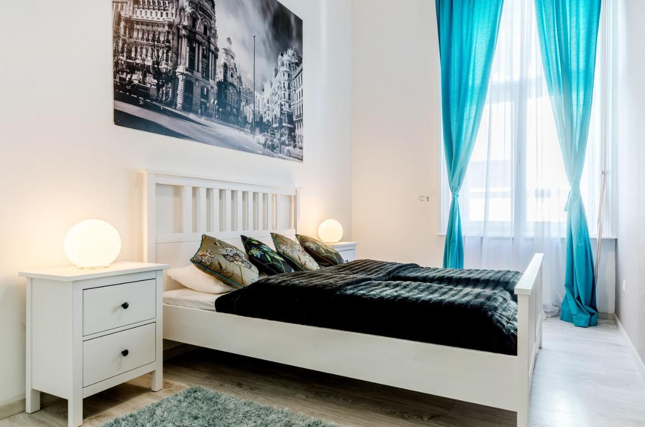 Luxury Paulay Street Apartment Budapest Exterior foto